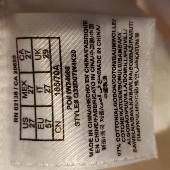 Off white short shorts size small - Picture 8 of 8